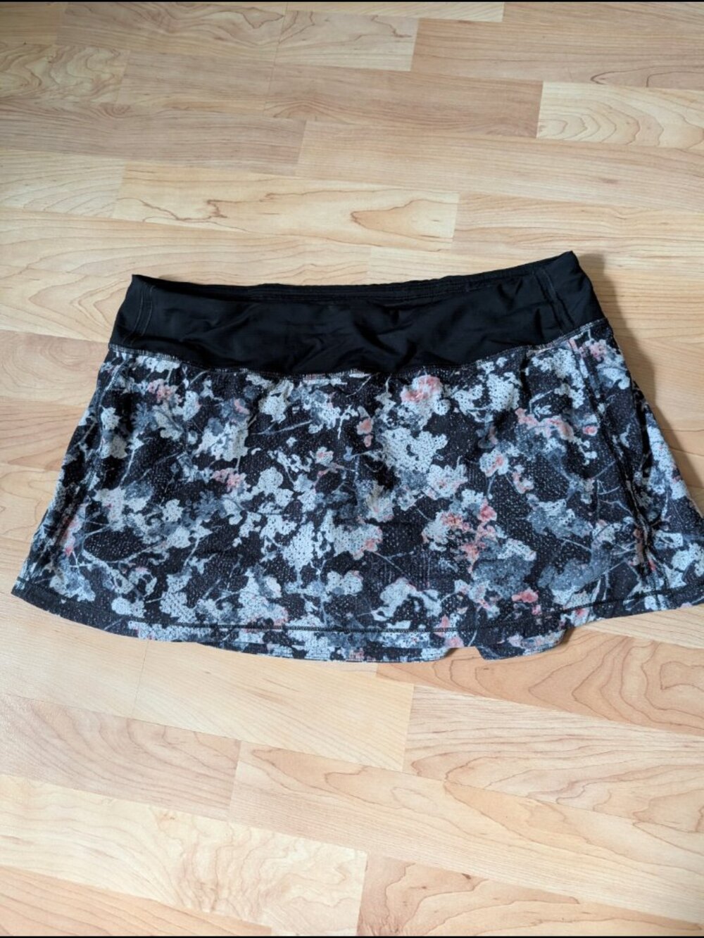 Lululemon tennis skort